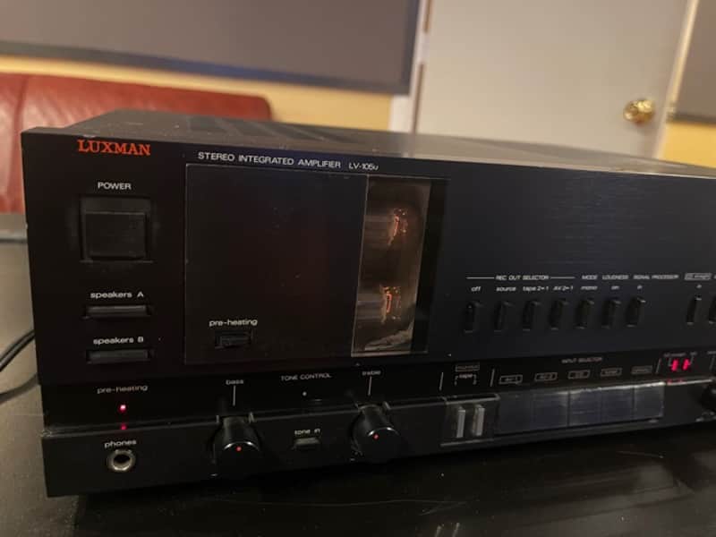 LUXMAN LV105u STEREO INTERGRATED AMPLIFIER | Reverb Canada