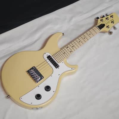 GOLD TONE GME-5 electric 5-string Solid Body MANDOLIN w/ GIG BAG - new image 2
