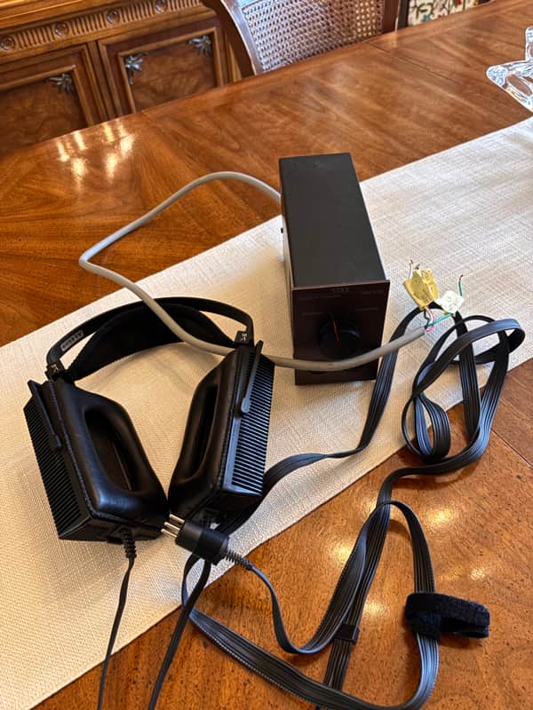 Stax Complete Electrostatic Headphone System SRD-7SB Adaptor + SR Series Headphones  1975-1985 - Black