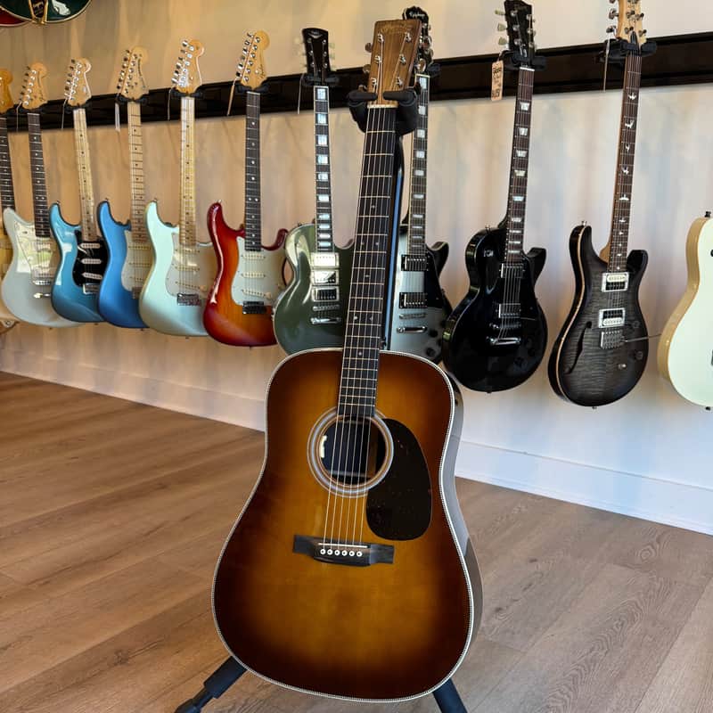 Martin Standard Series HD-28