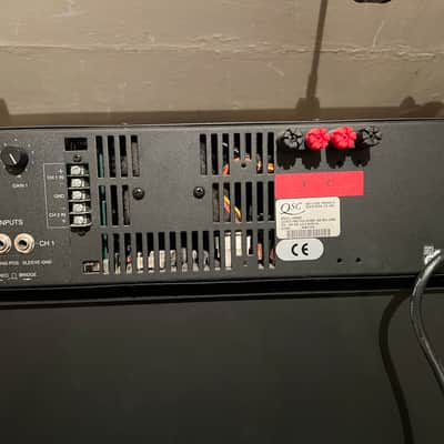 QSC 850 Power Amplifier image 2