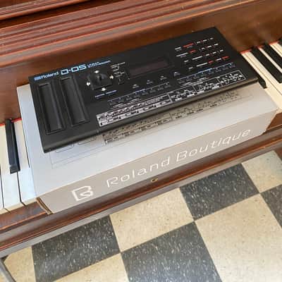 Roland D-05 Boutique Series Linear Synthesizer Sound Module 2015 - Present - Black image 4