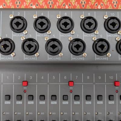Zoom LiveTrak L-20 Digital Mixer / Recorder 2010s - Grey / Blue image 4