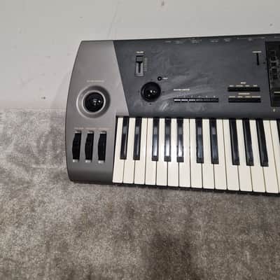 Technics WSA1 - Digital Piano/Synthesizer - Black - Good w/ Power Cable image 5