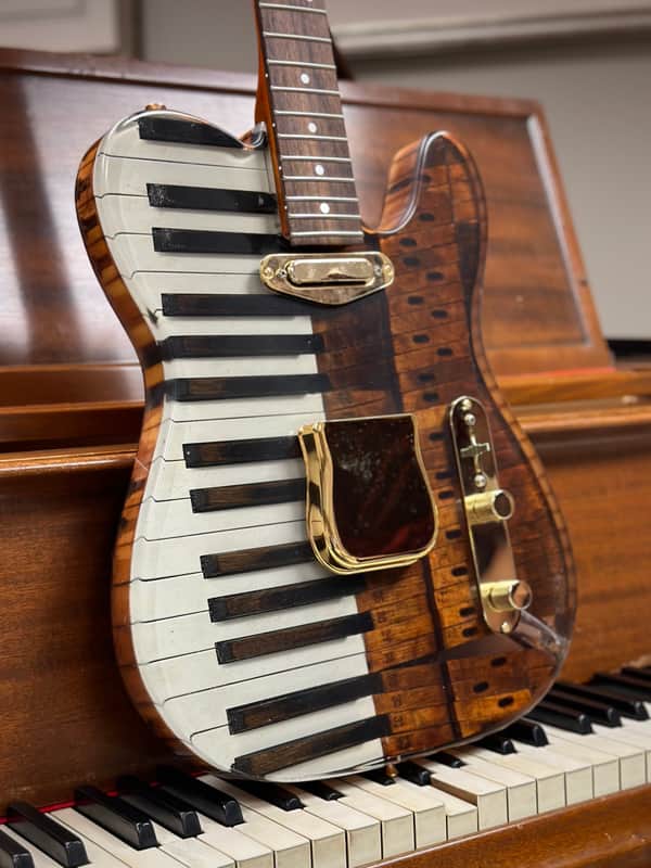 Gepettos Guild Piano Guitar image 1