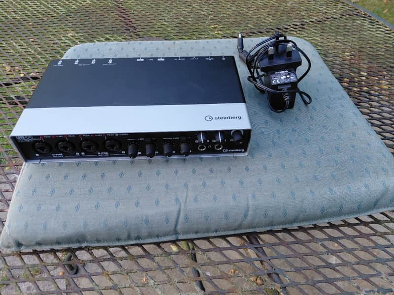 Steinberg UR44 6x4 USB 2.0 Audio Interface with MIDI I/O 2010s - Silver/Black image 1
