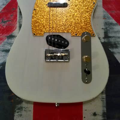 Fender Telecaster Corona California Late 90's White And Gold image 2