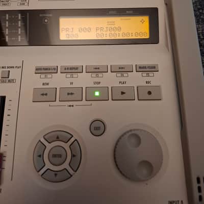 Zoom R16 USB Audio Interface / Digital Multitrack Recorder / Control Surface 2010s - White image 2