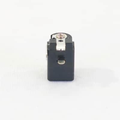 Cliff Electronic Components DC Power Jack FC68148 DC10A (Pkg. of 100) Bild 5