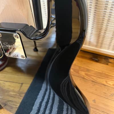 Squier Affinity Jazz Bass with Maple Fretboard 2021 - Present - Black image 20
