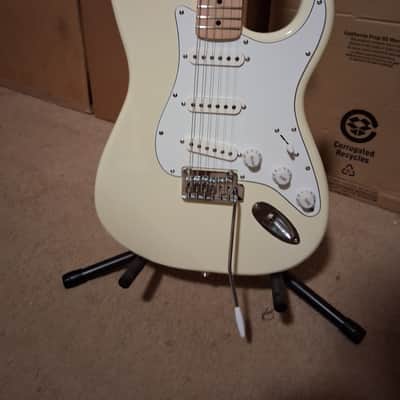 Fender Squier Affinity Stratocaster 2024 Olympic White image 6