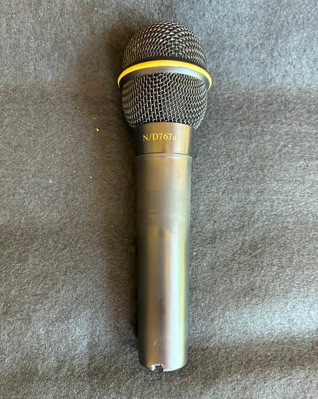 Electro-Voice N/D767a Supercardioid Dynamic Vocal Microphone