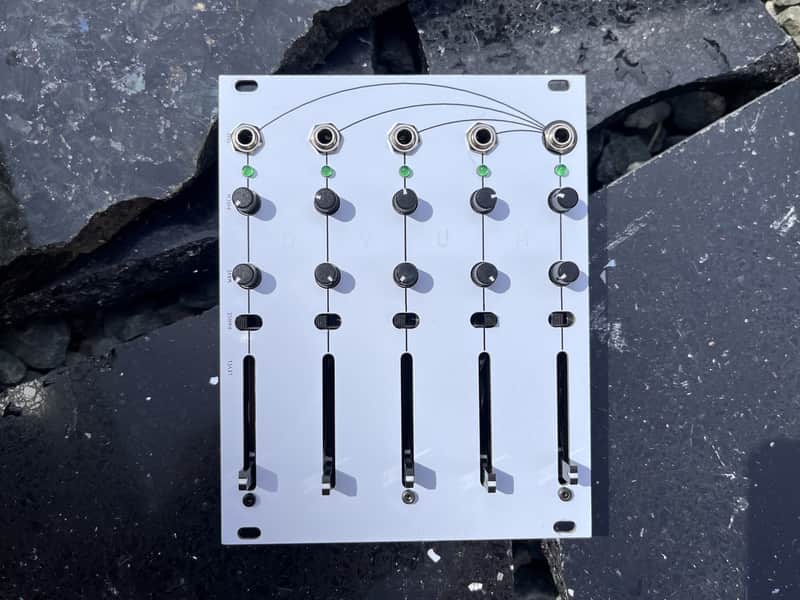 Crows Electromusic OVUM for Eurorack - white image 1