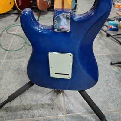 Fender Deluxe Stratocaster 2016 - Transparent Sapphire Blue image 7