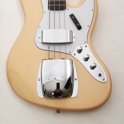 SX Ursa 2 RN C VYW Vintage Yellow Bass Guitar image 3
