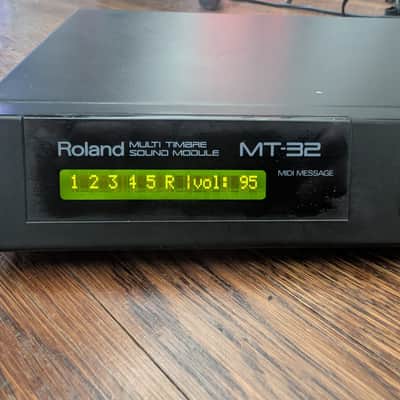 Roland MT-32 Multi-Timbral Synthesizer Module 1987 - 1992 - Black image 3