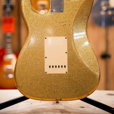 Fender Greg Fessler 1964 Gold Sparkle Relic Stratocaster LTD Custom Shop Limited Edition image 17