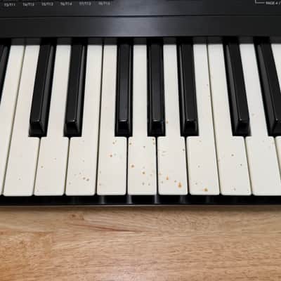 Korg TR61 61-Key Music Workstation Keyboard 2000s - Black image 8