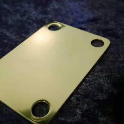 Kramer Neck plate chrome narrow w/screws image 3