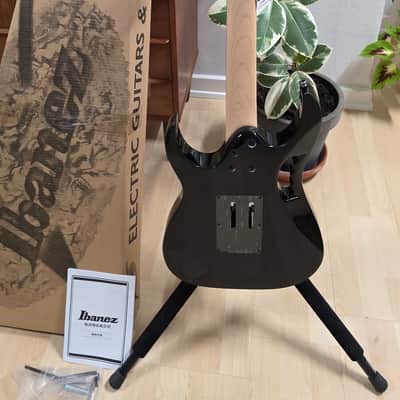 Ibanez JEMJR Steve Vai Signature BRAND NEW JEM JR Black HSH Super Strat Guitar Tree of Life Vine Inlay image 7