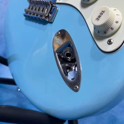 2018 Fender Japan Traditional 60s Stratocaster Sonic Blue, MIJ image 13