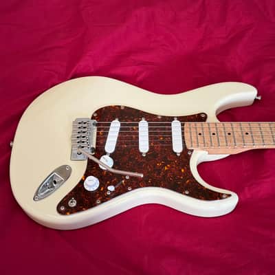 Carvin Bolt SSS Tremolo - Custom Shop Strat Killer - Made in USA - Vintage White - Lace Style Pickups - Free Pro Setup image 2