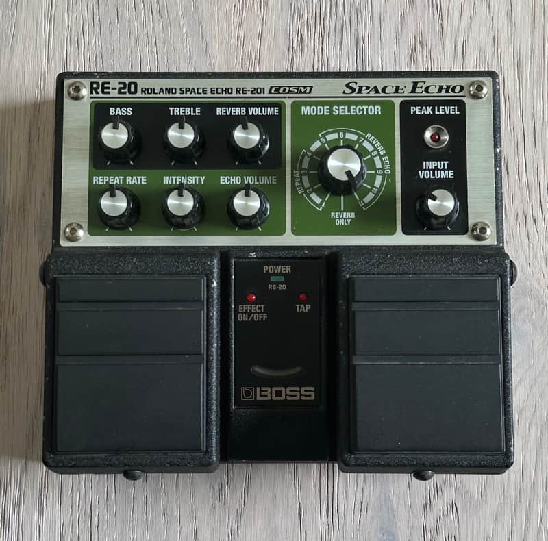 Boss RE-20 Space Echo