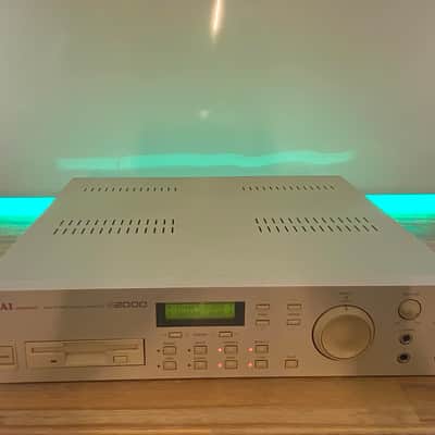 Akai S2000 MIDI Stereo Digital Sampler 90’s 100% fully working order no disc image 4