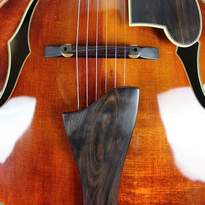 Eastman Uptown AR805E Sunburst image 10