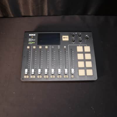 RODE RODECaster Pro Integrated Podcast Production Studio 2018 - Present - Black image 2
