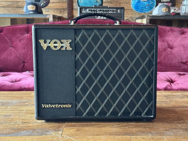Vox Valvetronix VT20X Guitar Amplifier image 1