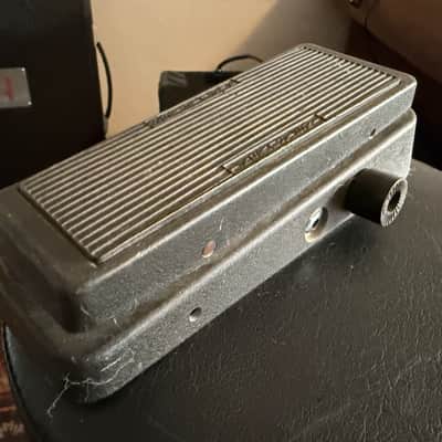 Dunlop EW-95V Mister Cry Baby Super Volume Wah 1998 - 2009 - Metal image 3