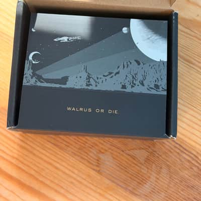 Walrus Audio Julianna Deluxe Chorus / Vibrato 2020 - Present - Blue image 8