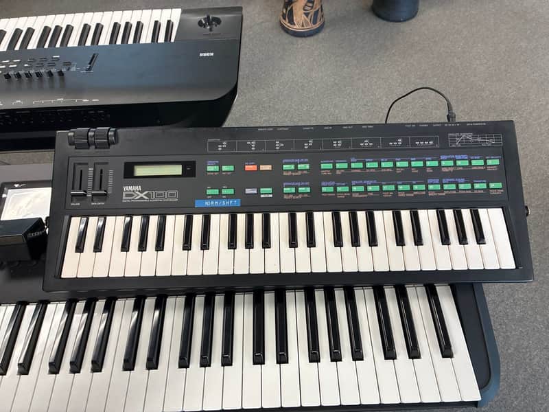 Yamaha DX100 Programmable Algorithm Synthesizer | Reverb
