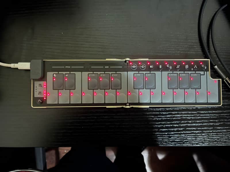 Korg nanoKEY Fold 25-Key MIDI Keyboard Controller 2024 - Present - Sand Beige image 1