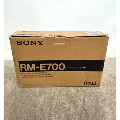 Sony RM-E700 - Media - Like New w/ Original Box & Manuals image 13
