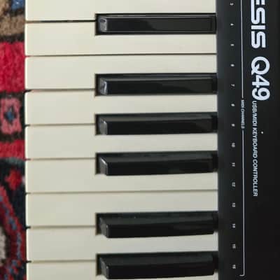Alesis Q49 MKII 49-Key USB MIDI Keyboard Controller 2021 - Present - Black image 2