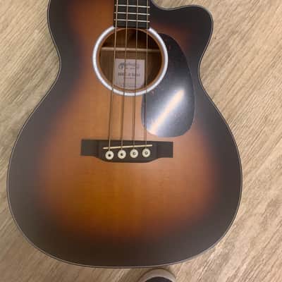 Martin 000C JR-10E Bass - Sunburst image 4