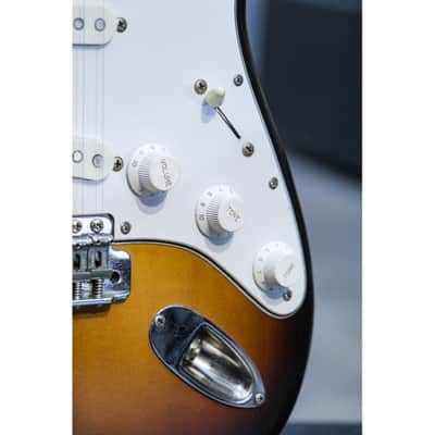 1983 Squier 62 Vintage Stratocaster (Export) Vintage Series sunburst image 11