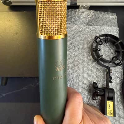AKG C12 VR 1998 - Gold and green image 3