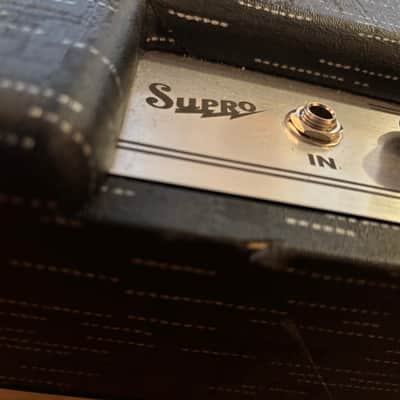 Supro 1933R Royale 50-Watt 2x12" Guitar Combo 2021 - Present - Black image 10