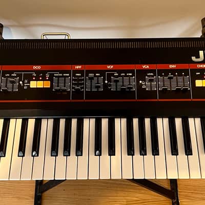 Roland Juno-60 61-Key Polyphonic Synthesizer 1982 - 1984 Black image 2