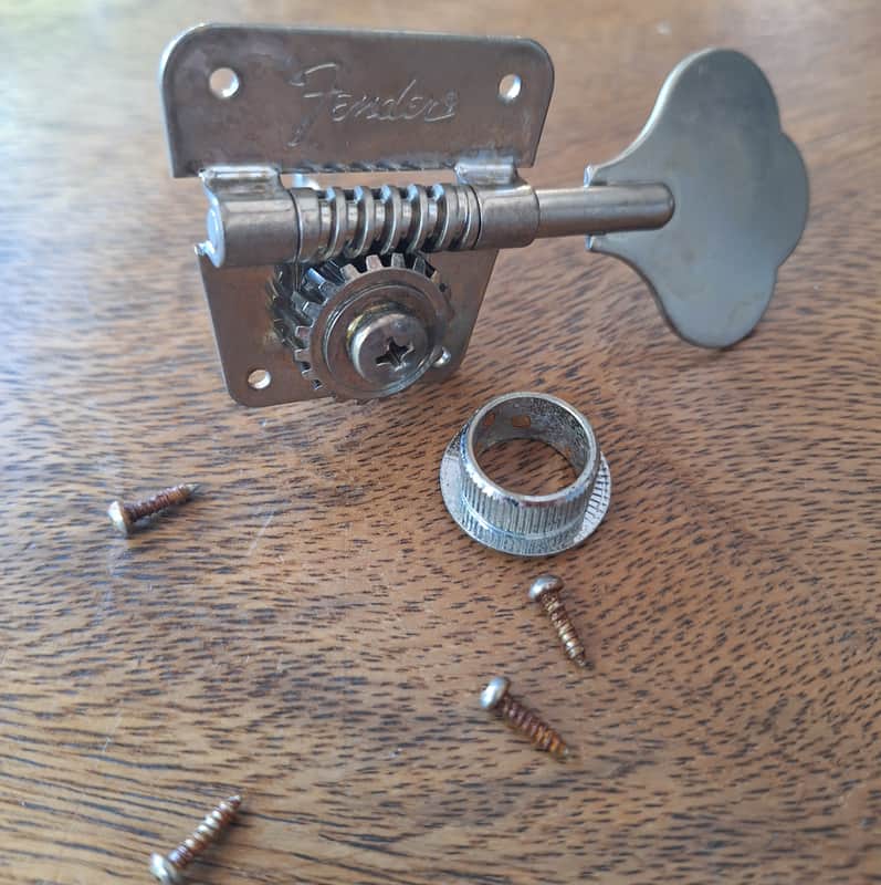Fender® SINGLE Aged 70's Bass Tuner image 1