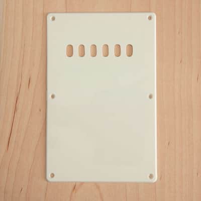 Genuine Tone Ninja Strat Trem cover, white with screws