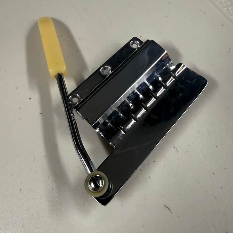 Gibson Maestro Vibrola Post 1965 (B-454) image 1