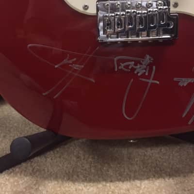KORN Autographed Hand Signed Guitar, Original 5 members RARE image 6