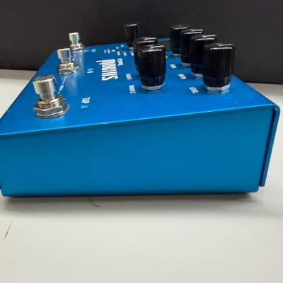 Strymon Mobius With Box 2012 - Present - Blue image 6