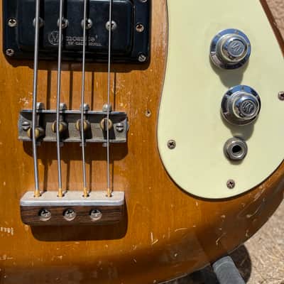 Mosrite Ventures Bass 1966 - Refinished image 6