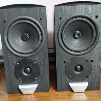 Yamaha NS-SW300 Powered Subwoofer - For Parts or Repair 2020 Black