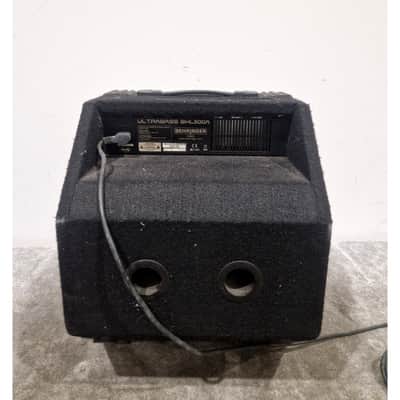 Behringer BXL900A - Bass Amplifier Combo - Black - Good image 6
